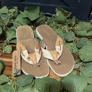 Sperry Women's Brown and Cream Sandals 7.5 Parrotfish Linen Oat